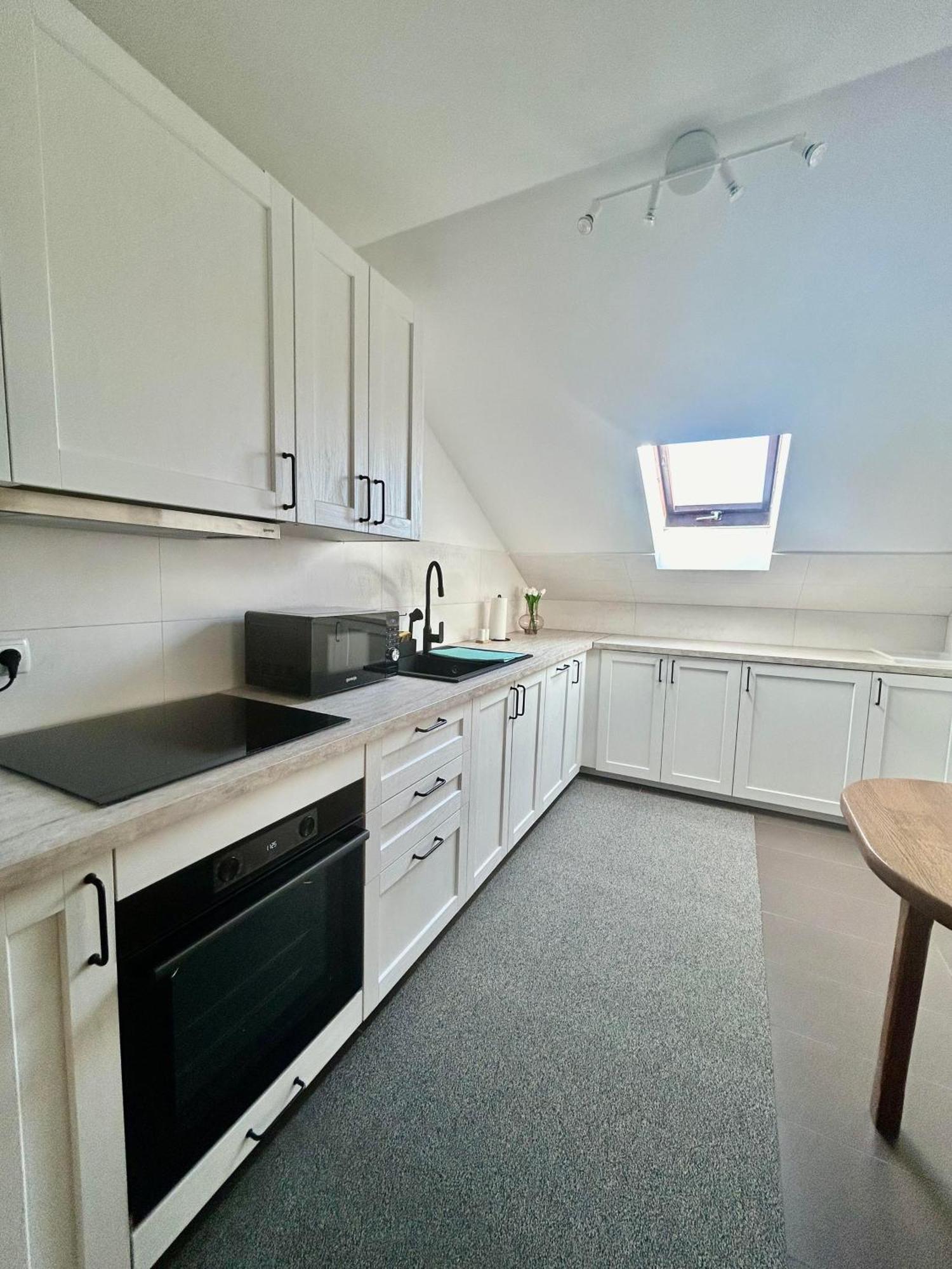 Apartman Tony Deluxe Near Zagreb Airport 벨리카 고리차 외부 사진